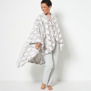 Berkshire Blanket Ultrasonic Diamond Cut Cape Wrap - Brown (OS) h263985